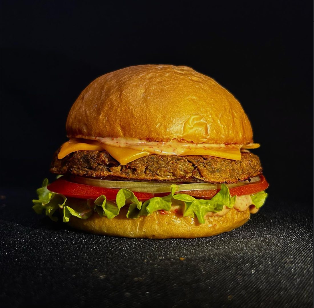VEGETARIANA